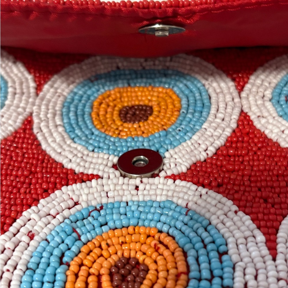 Eye-Catching Beaded Shoulder/Crossbody Bag - Picture 4 of 5